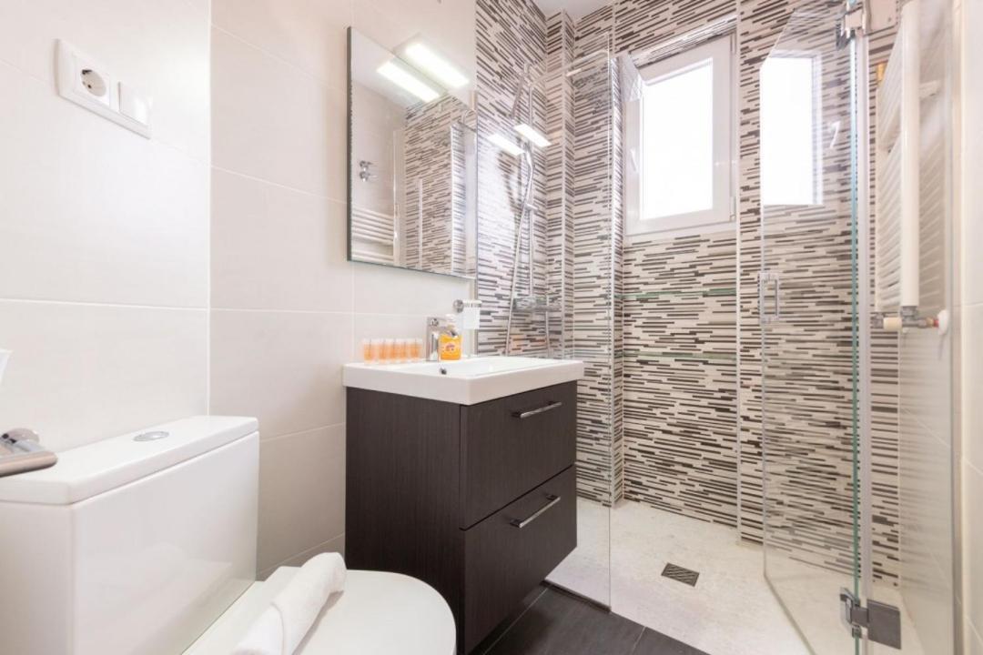 Ferienwohnung 2Bd 1Bth Furnished - Nuevos Ministerios Madrid Exterior foto